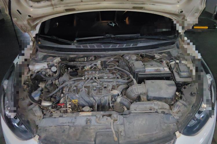 Used Hyundai Elantra (5th Generation / Langdong) 2016 1.6L Manual Luxury Model Engine Bay