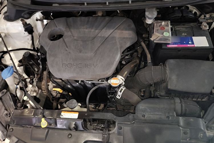 Used Hyundai Elantra (5th Generation / Langdong) 2016 1.6L Automatic Prestige Model Engine Bay