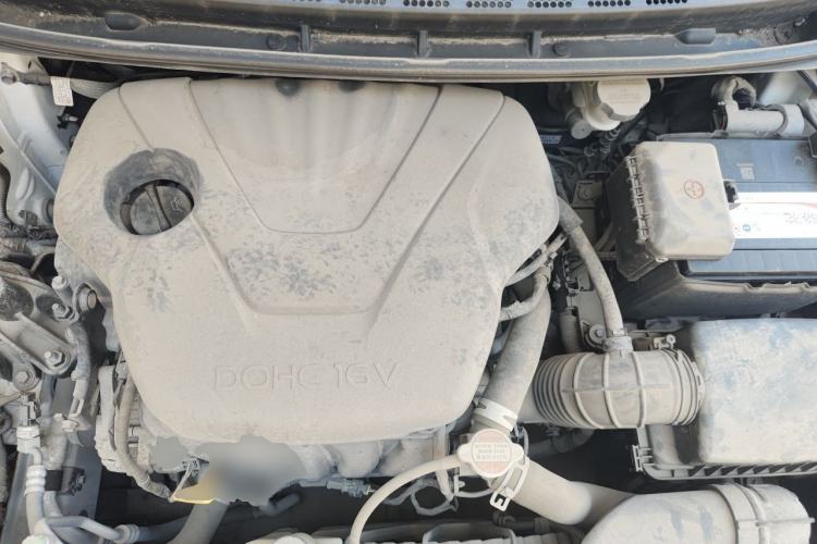 Used Hyundai Elantra (5th Generation / Langdong) 2016 1.6L Manual Luxury Model Engine Bay