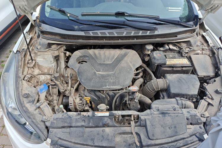 Used Hyundai Elantra (5th Generation / Langdong) 2016 1.6L Automatic Prestige Model Engine Bay
