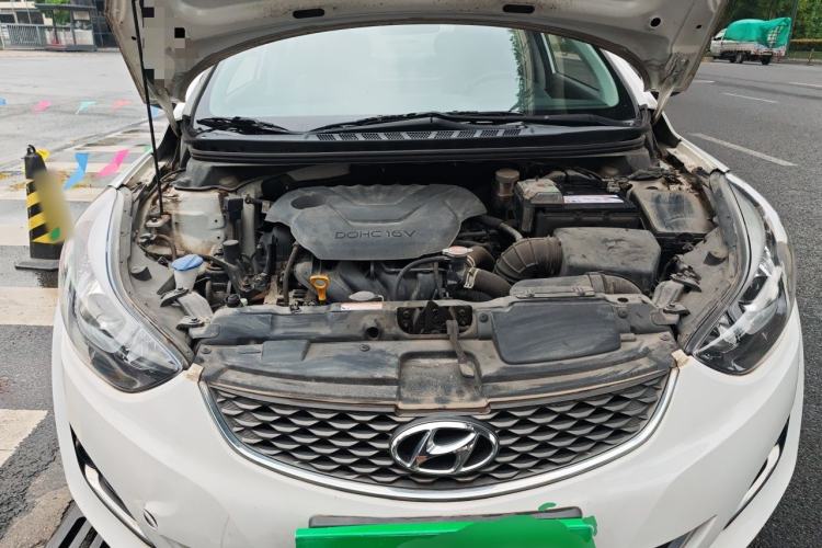 Used Hyundai Elantra (5th Generation / Langdong) 2016 1.6L Automatic Prestige Model Engine Bay