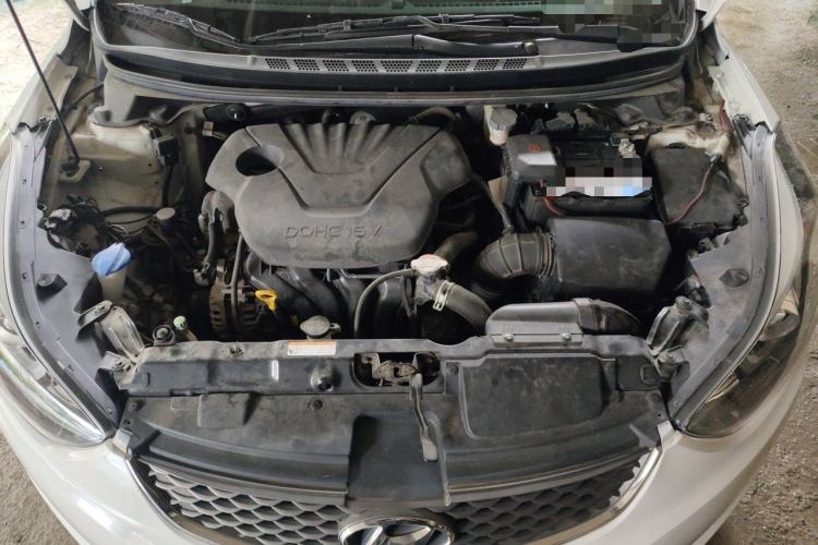 Used Hyundai Elantra (5th Generation / Langdong) 2016 1.6L Automatic Prestige Model Engine Bay