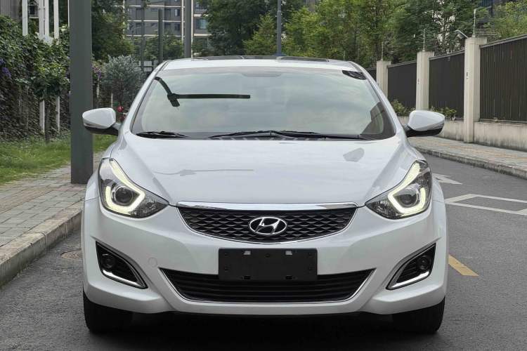 Used Hyundai Elantra (5th Generation / Langdong) 2016 1.6L Automatic Prestige Model Exterior 1