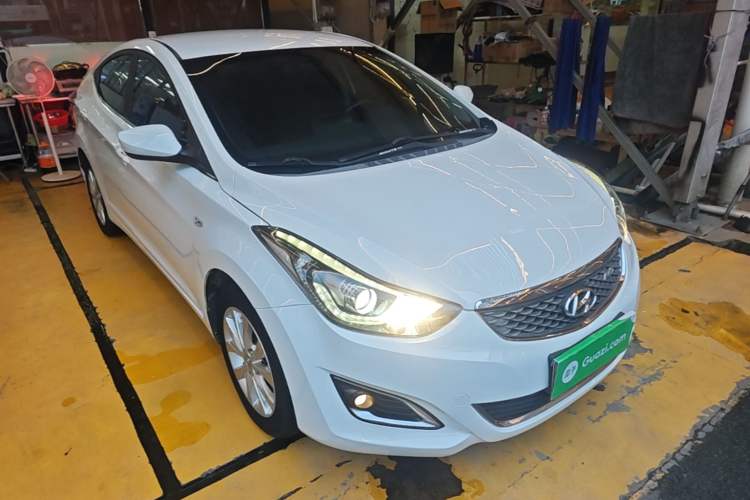 Used Hyundai Elantra (5th Generation / Langdong) 2016 1.6L Automatic Smart Version Exterior 1