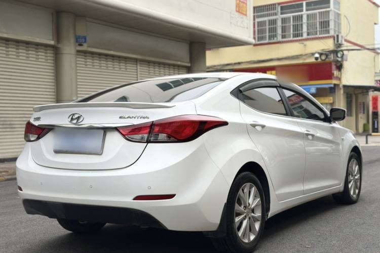 Used Hyundai Elantra (5th Generation / Langdong) 2016 1.6L Automatic Smart Version Exterior 1