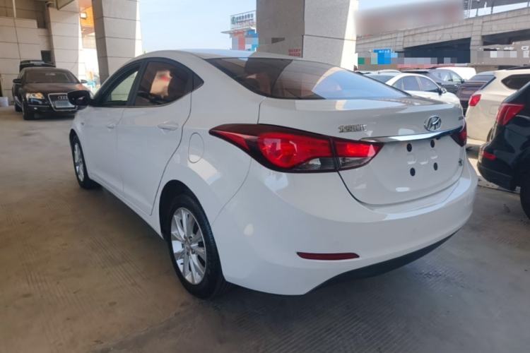 Used Hyundai Elantra (5th Generation / Langdong) 2016 1.6L Automatic Smart Version Exterior 2