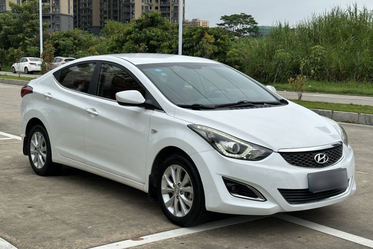 Used Hyundai Elantra (5th Generation / Langdong) 2016 1.6L Automatic Smart Version Exterior 2