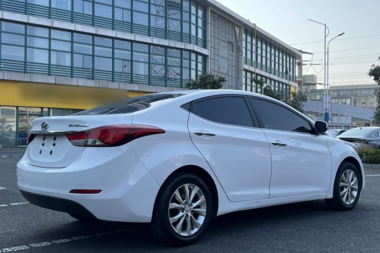 Used Hyundai Elantra (5th Generation / Langdong) 2016 1.6L Automatic Prestige Model Exterior 2