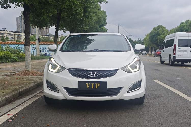 Used Hyundai Elantra (5th Generation / Langdong) 2016 1.6L Automatic Prestige Model Exterior 2