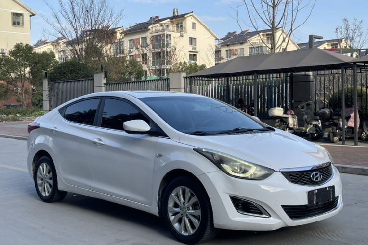 Used Hyundai Elantra (5th Generation / Langdong) 2016 1.6L Automatic Smart Version Exterior 3