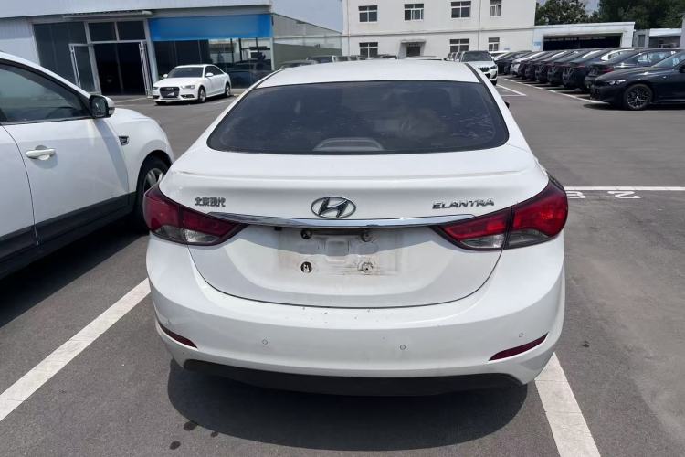 Used Hyundai Elantra (5th Generation / Langdong) 2016 1.6L Automatic Smart Version Exterior 3