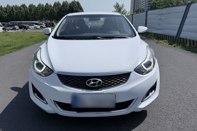 Used Hyundai Elantra (5th Generation / Langdong) 2016 1.6L Automatic Smart Version Exterior 3