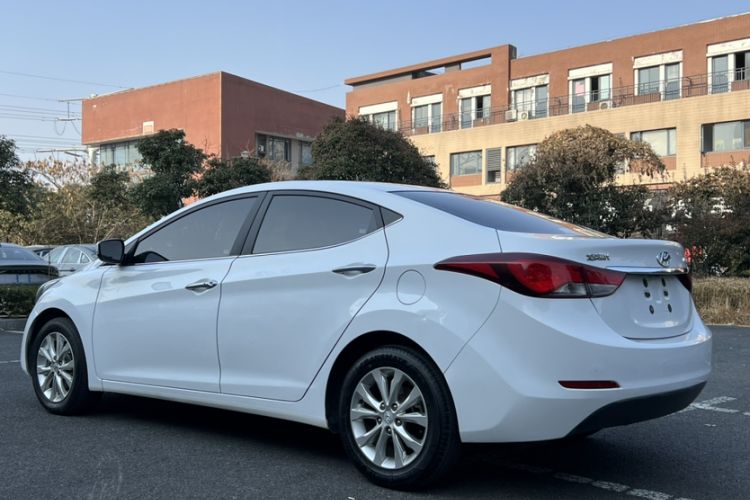 Used Hyundai Elantra (5th Generation / Langdong) 2016 1.6L Automatic Prestige Model Exterior 3