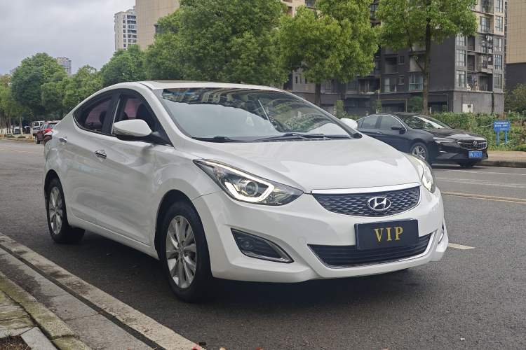Used Hyundai Elantra (5th Generation / Langdong) 2016 1.6L Automatic Prestige Model Exterior 3