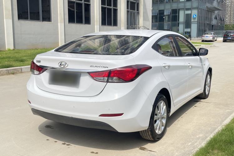 Used Hyundai Elantra (5th Generation / Langdong) 2016 1.6L Automatic Smart Version Exterior 3