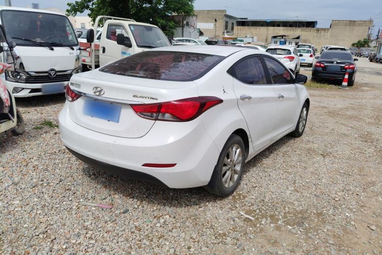 Used Hyundai Elantra (5th Generation / Langdong) 2016 1.6L Automatic Prestige Model Exterior 4
