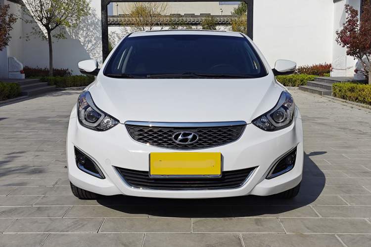 Used Hyundai Elantra (5th Generation / Langdong) 2016 1.6L Automatic Prestige Model Exterior 4