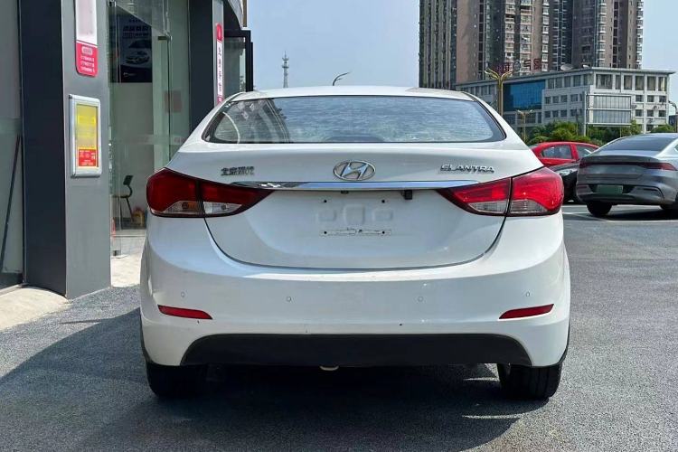Used Hyundai Elantra (5th Generation / Langdong) 2016 1.6L Automatic Prestige Model Exterior 4