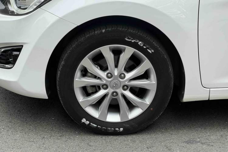 Used Hyundai Elantra (5th Generation / Langdong) 2016 1.6L Automatic Prestige Model Exterior 4