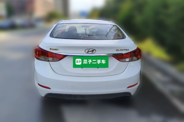 Used Hyundai Elantra (5th Generation / Langdong) 2016 1.6L Manual Luxury Model Exterior 4
