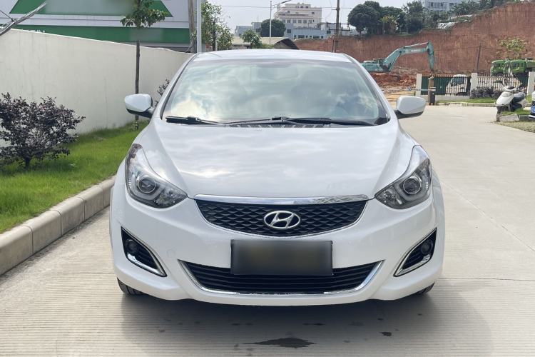 Used Hyundai Elantra (5th Generation / Langdong) 2016 1.6L Automatic Smart Version Exterior 4
