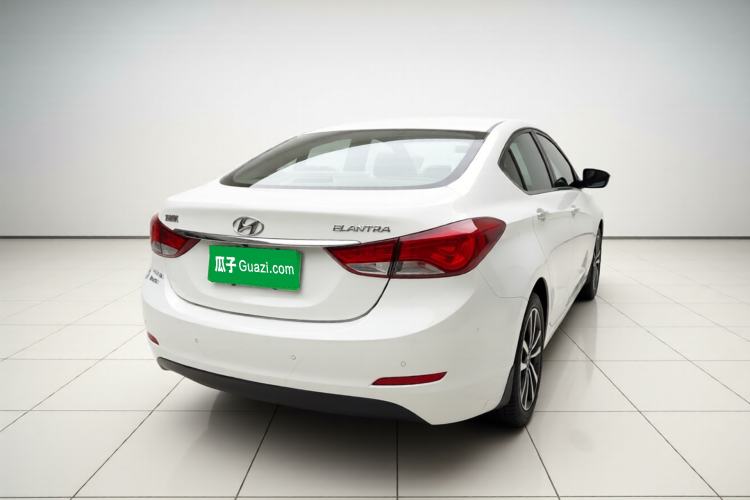 Used Hyundai Elantra (5th Generation / Langdong) 2016 1.6L Automatic Prestige Model Exterior 4