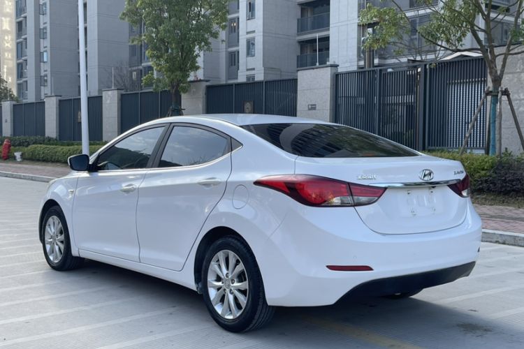 Used Hyundai Elantra (5th Generation / Langdong) 2016 1.6L Automatic Smart Version Exterior 5
