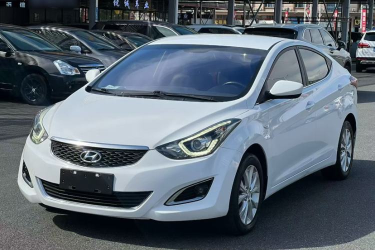 Used Hyundai Elantra (5th Generation / Langdong) 2016 1.6L Automatic Smart Version Exterior 5