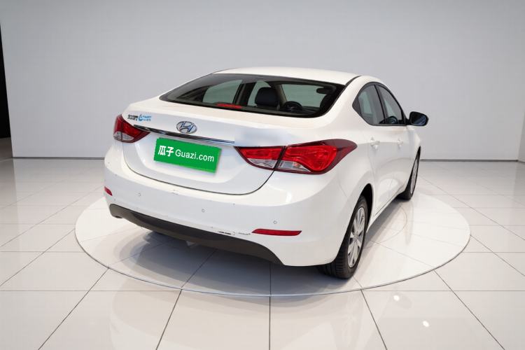 Used Hyundai Elantra (5th Generation / Langdong) 2016 1.6L Automatic Smart Version Exterior 5