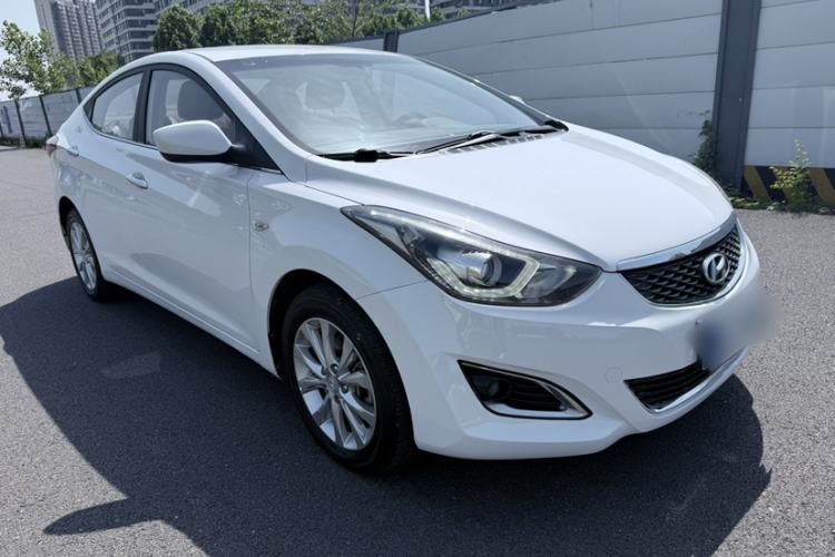 Used Hyundai Elantra (5th Generation / Langdong) 2016 1.6L Automatic Smart Version Exterior 5