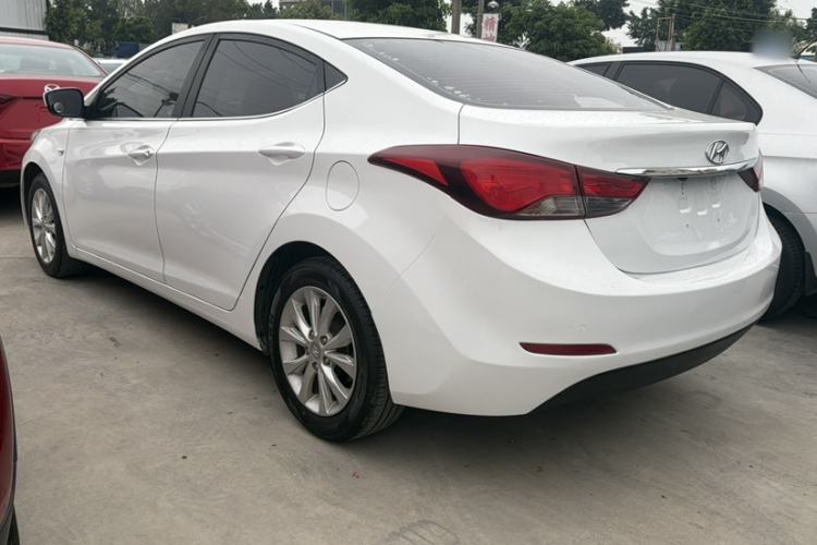 Used Hyundai Elantra (5th Generation / Langdong) 2016 1.6L Automatic Smart Version Exterior 5