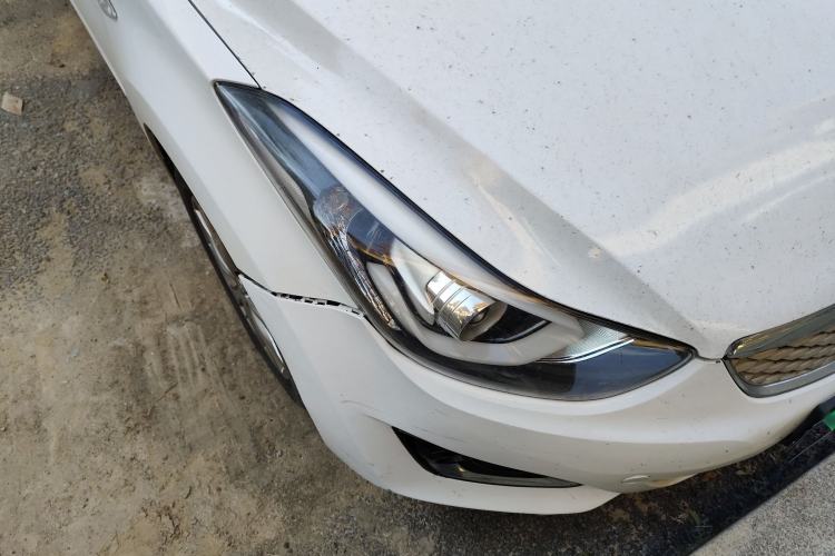 Used Hyundai Elantra (5th Generation / Langdong) 2016 1.6L Manual Fashion Edition Exterior 6