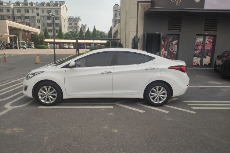 Used Hyundai Elantra (5th Generation / Langdong) 2016 1.6L Automatic Prestige Model Exterior 6
