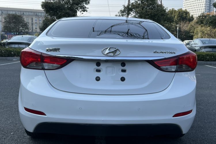 Used Hyundai Elantra (5th Generation / Langdong) 2016 1.6L Automatic Prestige Model Exterior 6