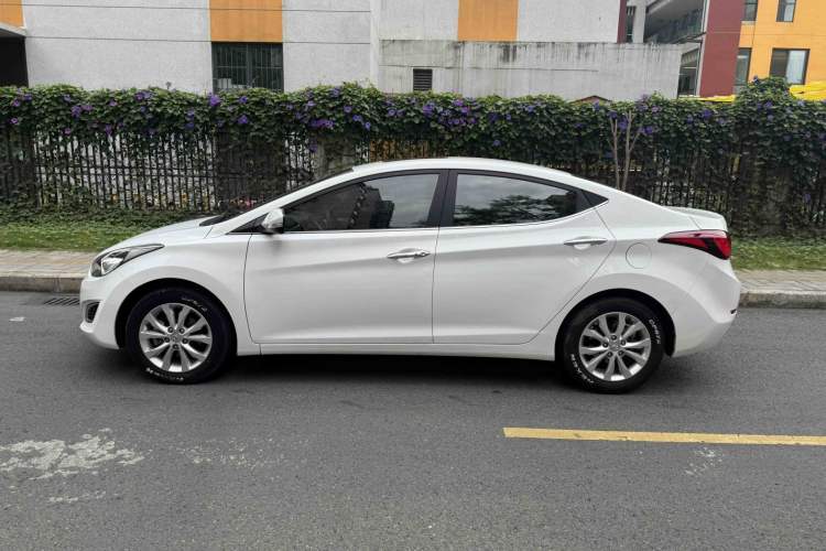 Used Hyundai Elantra (5th Generation / Langdong) 2016 1.6L Automatic Prestige Model Exterior 6