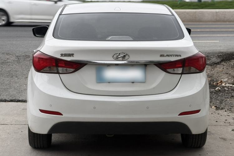Used Hyundai Elantra (5th Generation / Langdong) 2016 1.6L Automatic Prestige Model Exterior 7