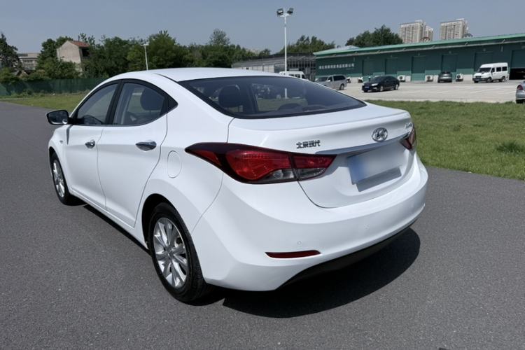 Used Hyundai Elantra (5th Generation / Langdong) 2016 1.6L Automatic Smart Version Exterior 7