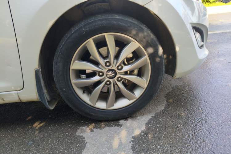 Used Hyundai Elantra (5th Generation / Langdong) 2016 1.6L Manual Luxury Model Exterior 7