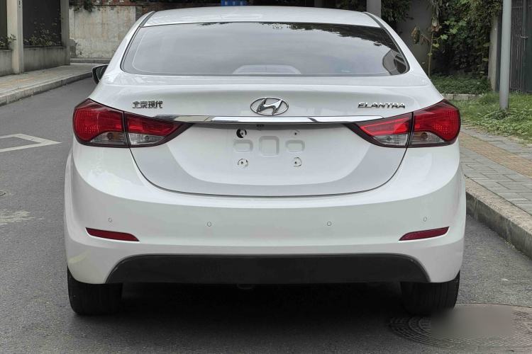 Used Hyundai Elantra (5th Generation / Langdong) 2016 1.6L Automatic Prestige Model Exterior 8