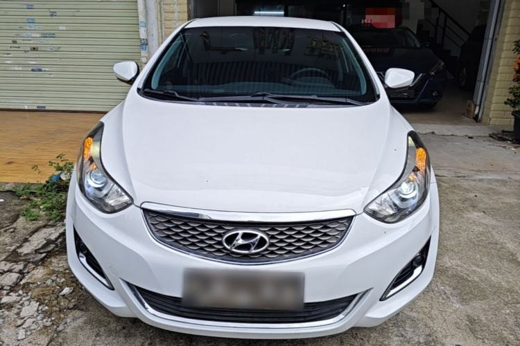 Used Hyundai Elantra (5th Generation / Langdong) 2016 1.6L Automatic Smart Version Front