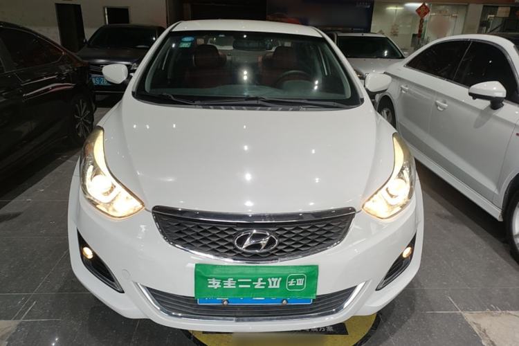 Used Hyundai Elantra (5th Generation / Langdong) 2016 1.6L Automatic Smart Version Front