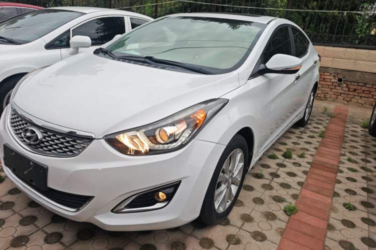 Used Hyundai Elantra (5th Generation / Langdong) 2016 1.6L Automatic Prestige Model Front