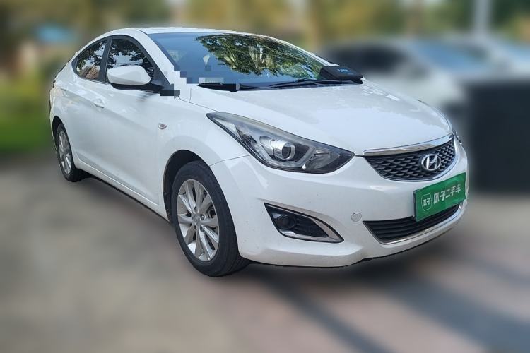 Used Hyundai Elantra (5th Generation / Langdong) 2016 1.6L Automatic Smart Version Front Right 45 Deg