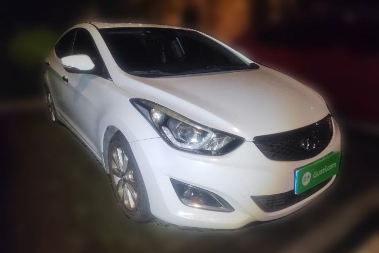 Used Hyundai Elantra (5th Generation / Langdong) 2016 1.6L Automatic Prestige Model Front Right 45 Deg