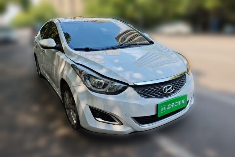 Used Hyundai Elantra (5th Generation / Langdong) 2016 1.6L Automatic Prestige Model Front Right 45 Deg