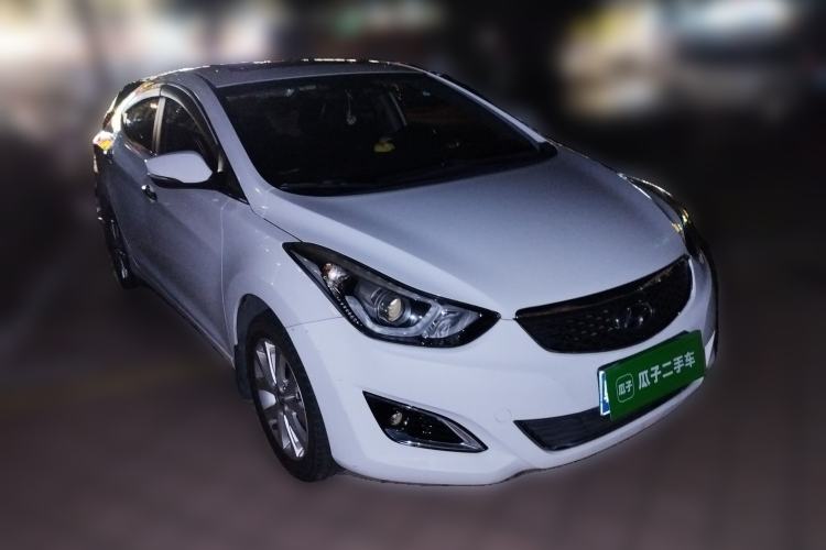 Used Hyundai Elantra (5th Generation / Langdong) 2016 1.6L Automatic Prestige Model Front Right 45 Deg