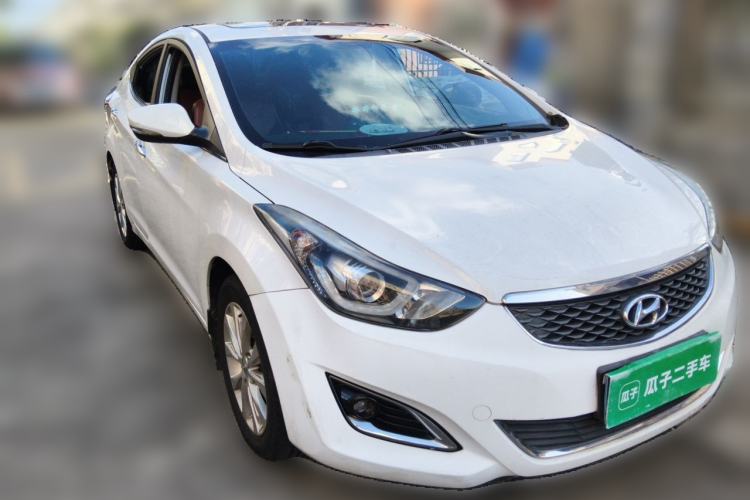 Used Hyundai Elantra (5th Generation / Langdong) 2016 1.6L Automatic Prestige Model Front Right 45 Deg