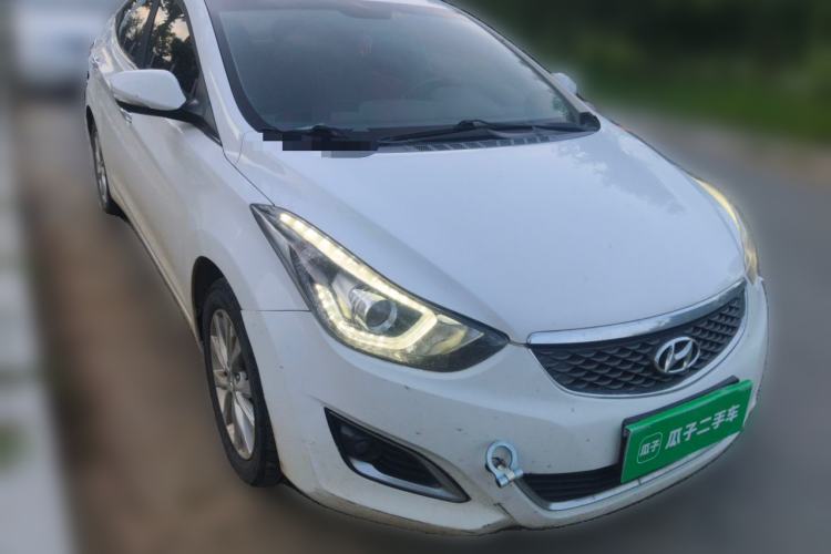 Used Hyundai Elantra (5th Generation / Langdong) 2016 1.6L Automatic Prestige Model Front Right 45 Deg