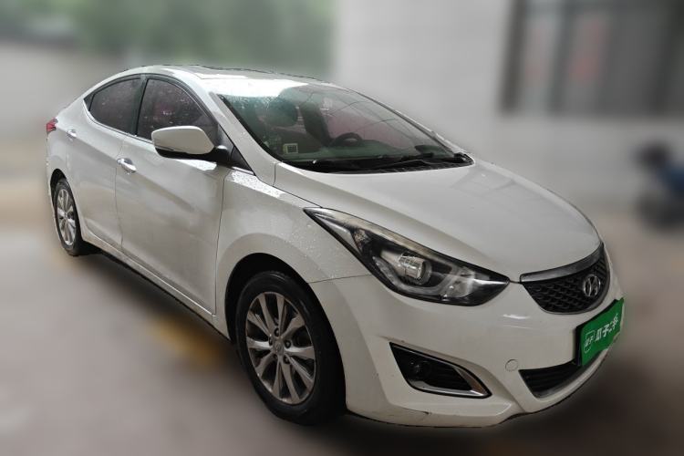 Used Hyundai Elantra (5th Generation / Langdong) 2016 1.6L Automatic Prestige Model Front Right 45 Deg