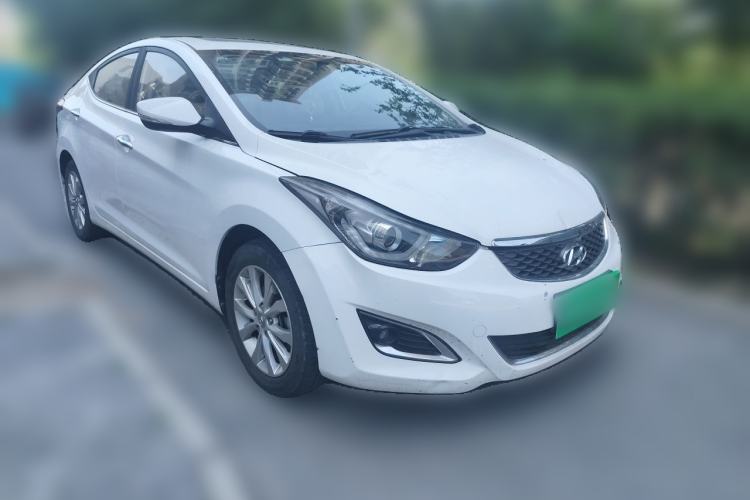 Used Hyundai Elantra (5th Generation / Langdong) 2016 1.6L Automatic Prestige Model Front Right 45 Deg